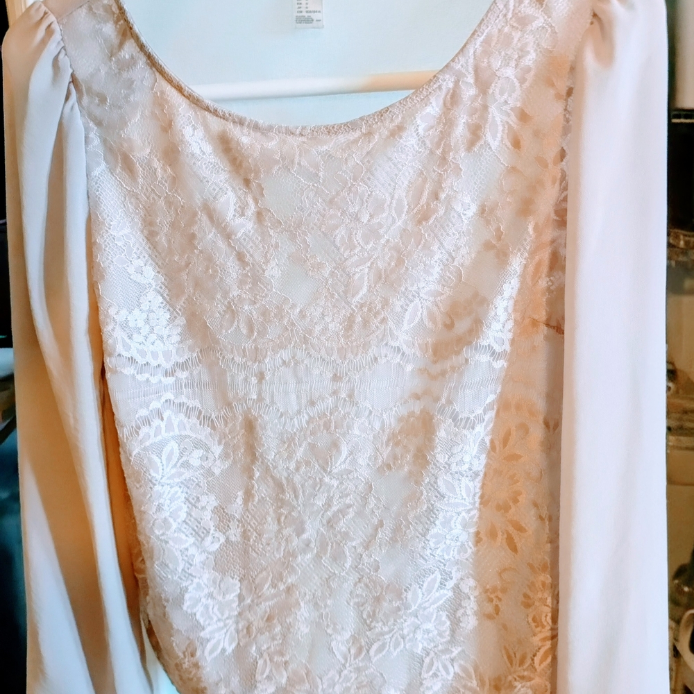 Essentials Soft Gray Top